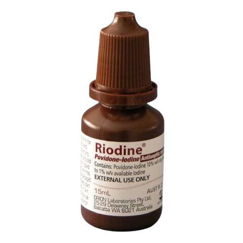 betadine-betadine-antiseptic-liquid-15ml-oririo01561-ea-31689476079699.jpg Betadine Antiseptic Liquid 15ml - Image 1