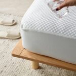 Staydry Duradeluxe Mattress Protector - Image 2