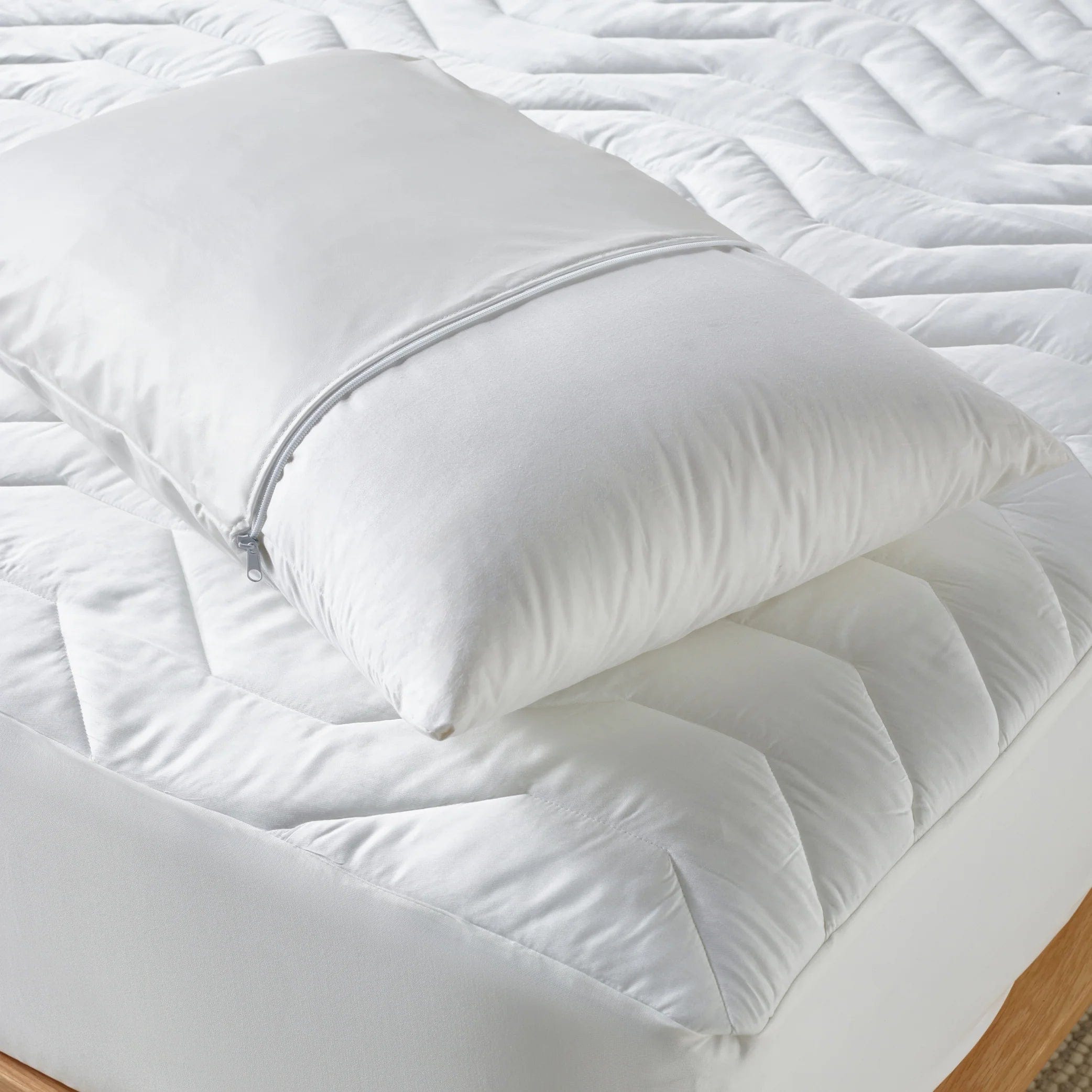 staydry-staydry-duratherme-waterproof-pillow-protector-staydry-duratherme-waterproof-pillow-protector-crystaypc75zpdt-ea-59436398149996.jpg Staydry Duratherme Pillow Protector - Image 1
